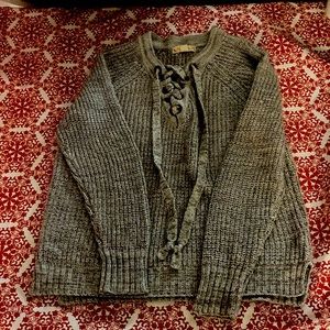 Gray sweater size XS JUNIORS